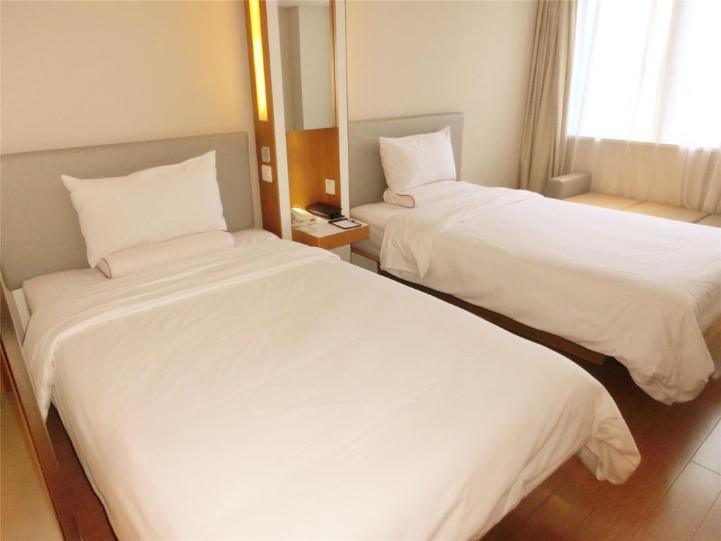 Ji Hotel Guangzhou Zhujiang New Town 객실 사진