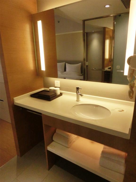 Ji Hotel Guangzhou Zhujiang New Town 객실 사진